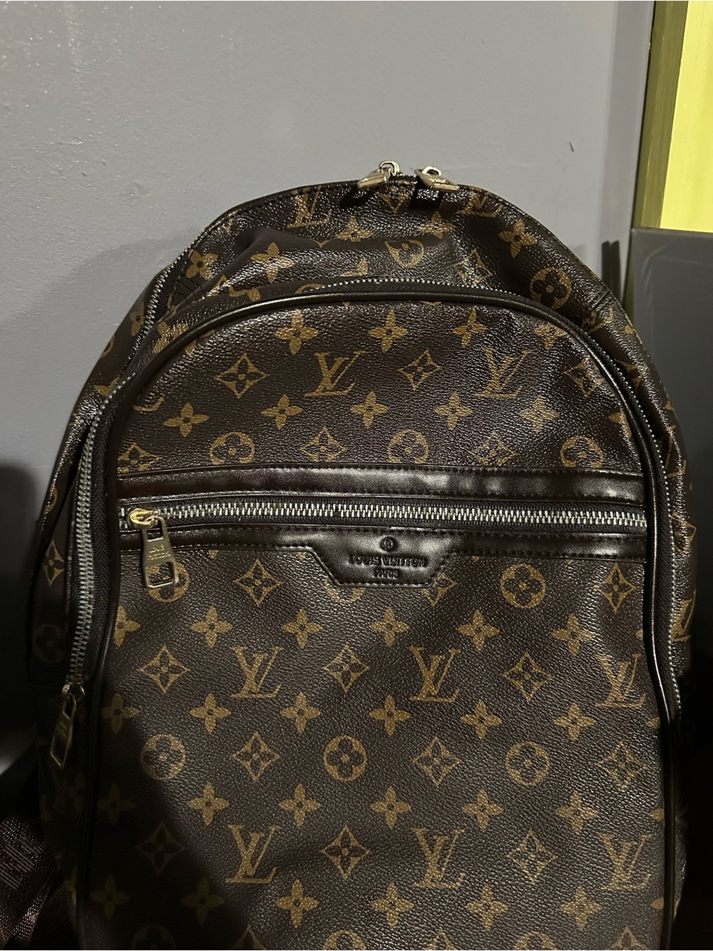 Backpack - Picture 5 of 13